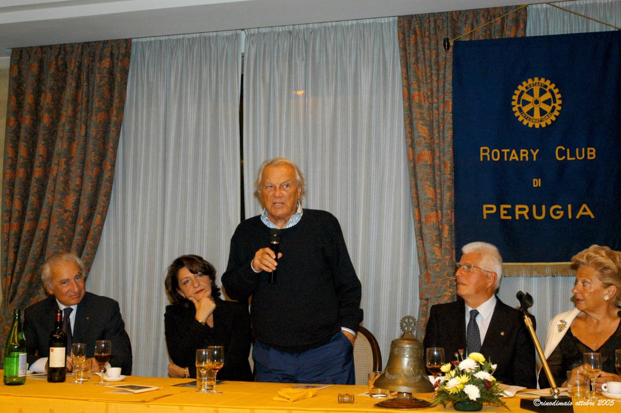 rdm ©rinodimaio-R.C.PERUGIA - Conviviale Plaza con G.Albertazzi 25 ottobre 2005 -n.33