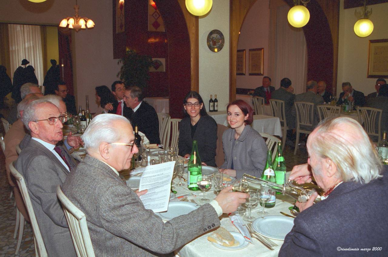 rdm©rinodimaio -R.C.PERUGIA Conviviale Rosetta con giovani Rotaract-7 marzo 2000-n.08