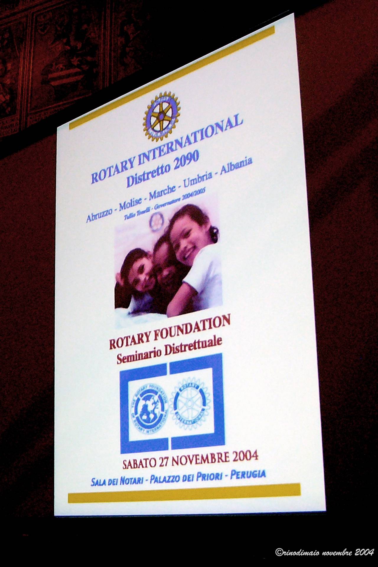 rdm©rinodimaio-Seminario Rotary Foundation-Perugia 27 Novembre 2004-n.01