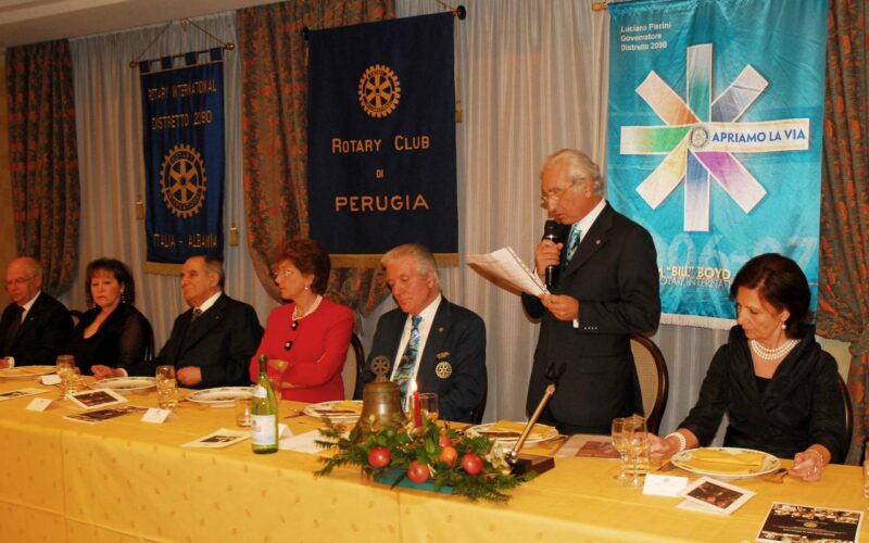  Conviviale Plaza Festa Auguri 19 dicembre 2006 Gov.Luciano Pierini-Presidente Porcellati