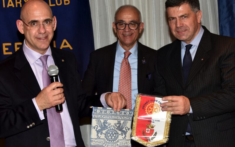  Conviviale interclub Plaza 31 gennaio 2017-Ospite Gov.Ottaviano- Presidente Ristori