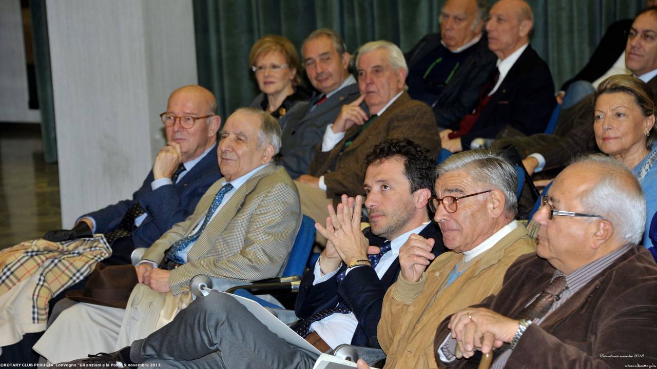©rinodimaio- R.C.Perugia -Camera Commercio-Convegno Gli anziani e la Polis 9 novembre 2013 - n.60