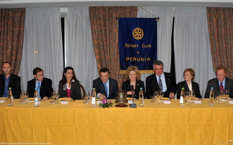  Conviviale Plaza 26 novembre 2013- Presidente Gallina