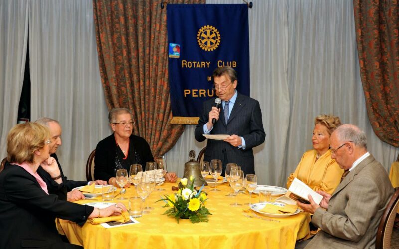  Conviviale Plaza 28 ottobre 2014- Presidente Gallina
