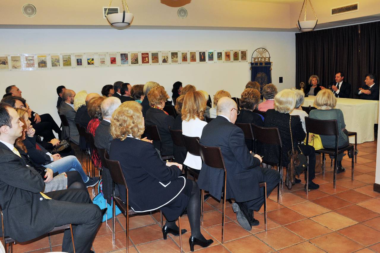 ©rinodimaio- R.C.Perugia - Incontro con Soroptimist e relazione Dr.Colaiacovo 19 marzo 2015 - n.06