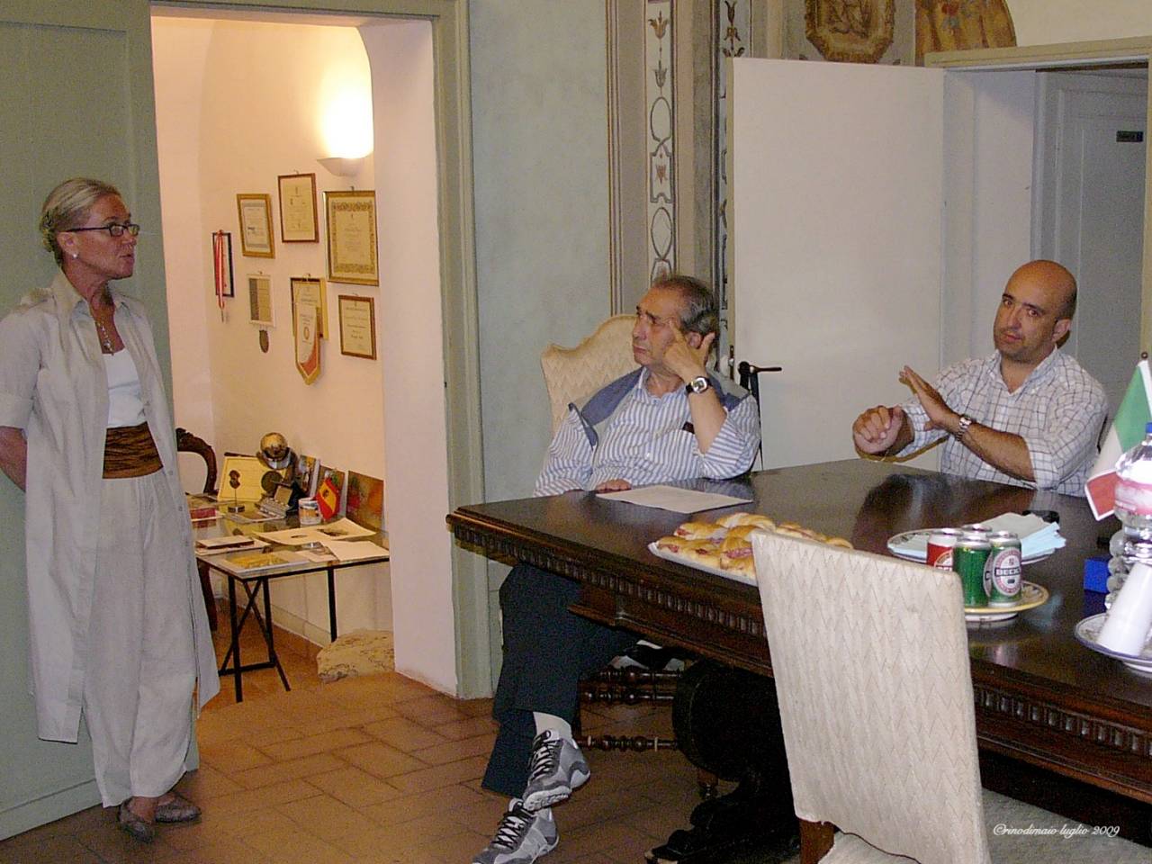 ©rinodimaio- R.C.Perugia- sede - Incontro con giovani Corso Intern. - 24 luglio 2009 - n.03